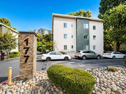 177 El Camino Real #36