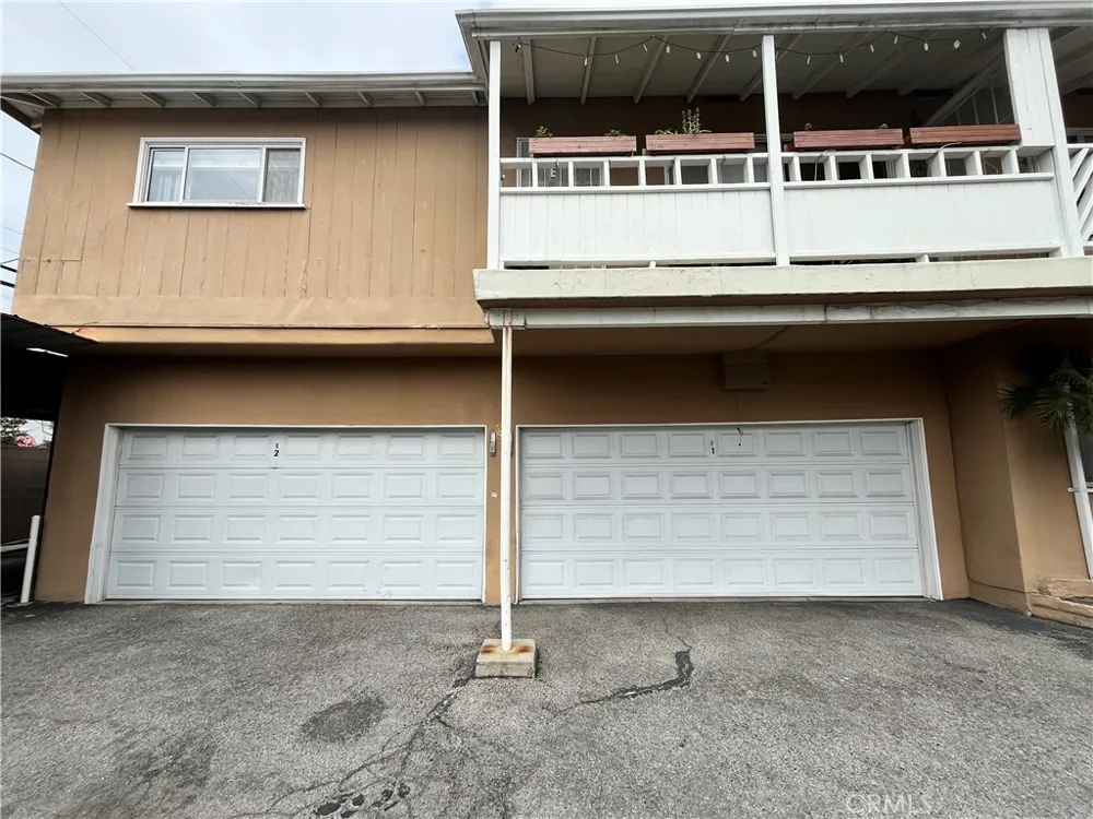 11901 W Washington Los Angeles, CA 90066