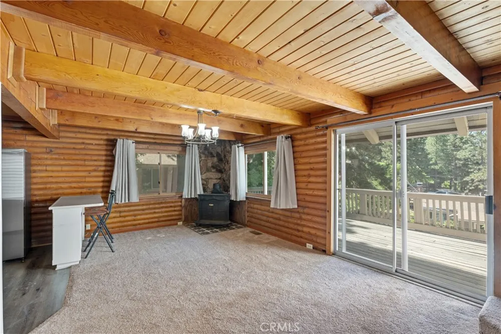 31041 Wild Oak Running Springs, CA 92382