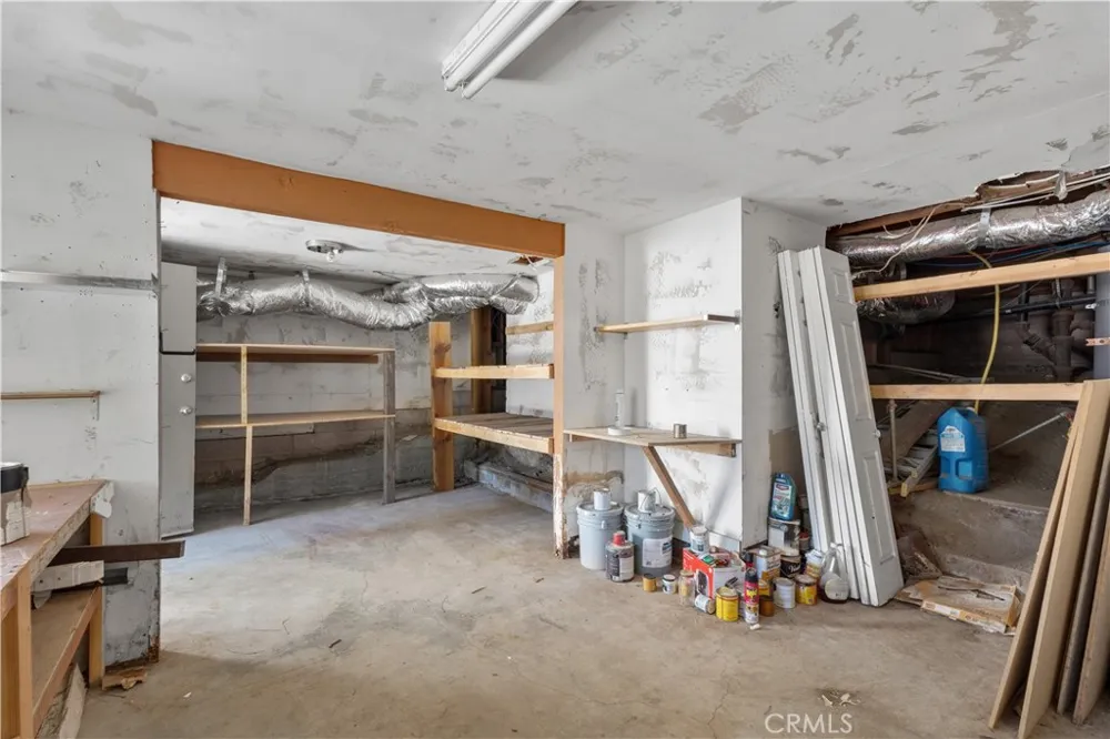 31041 Wild Oak Running Springs, CA 92382