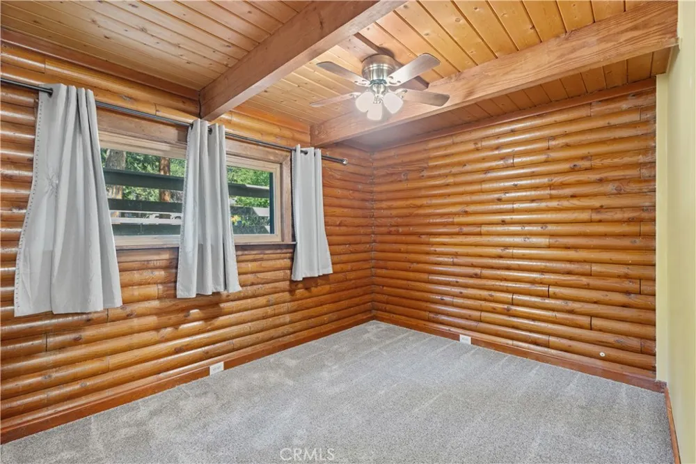 31041 Wild Oak Running Springs, CA 92382