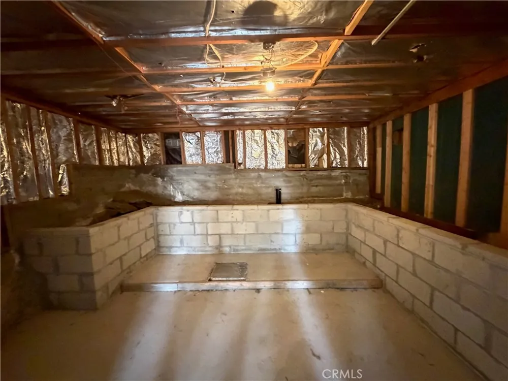 31041 Wild Oak Running Springs, CA 92382