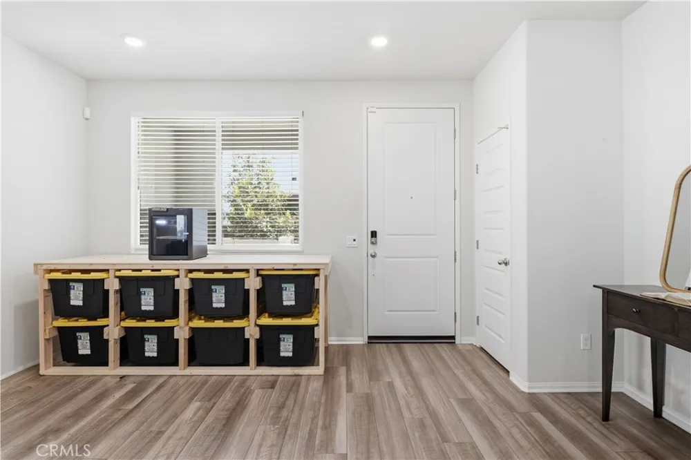 1329 Nimbus Pomona, CA 91768