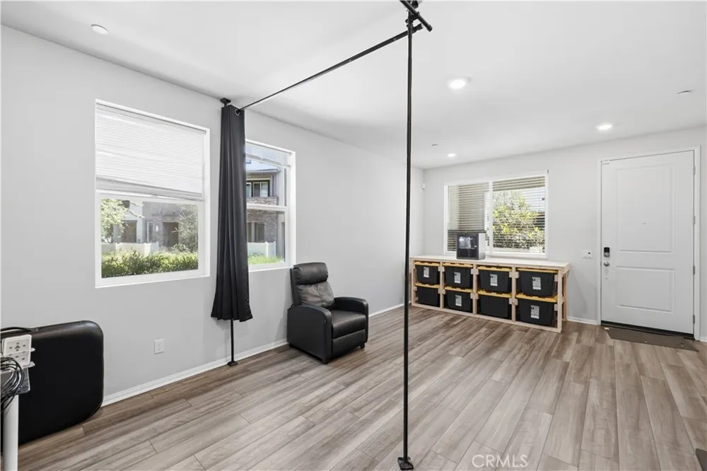 1329 Nimbus Pomona, CA 91768
