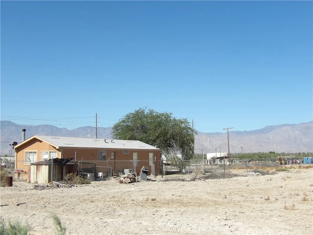 59800 Pierce Street Thermal, CA 92274