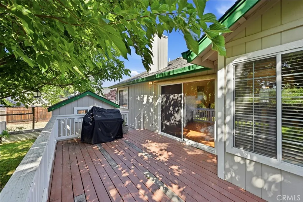 18846 Horseshoe Hidden Valley Lake, CA 95467