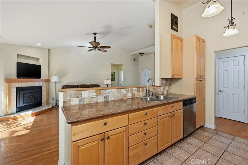 18846 Horseshoe Hidden Valley Lake, CA 95467