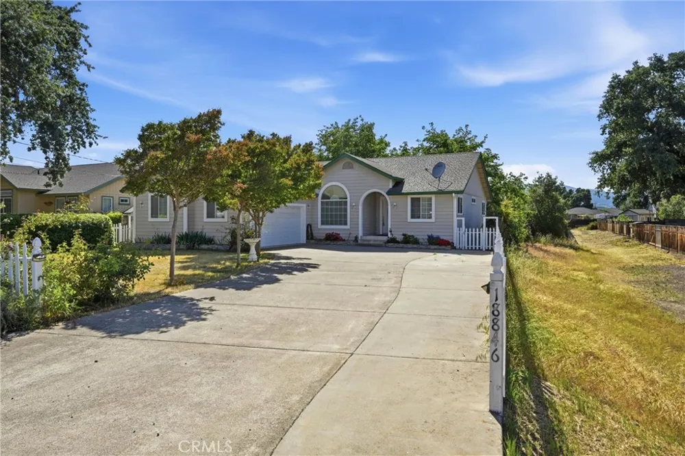 18846 Horseshoe Hidden Valley Lake, CA 95467