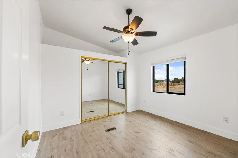 4009 W Avenue K-8 Quartz Hill, CA 93536