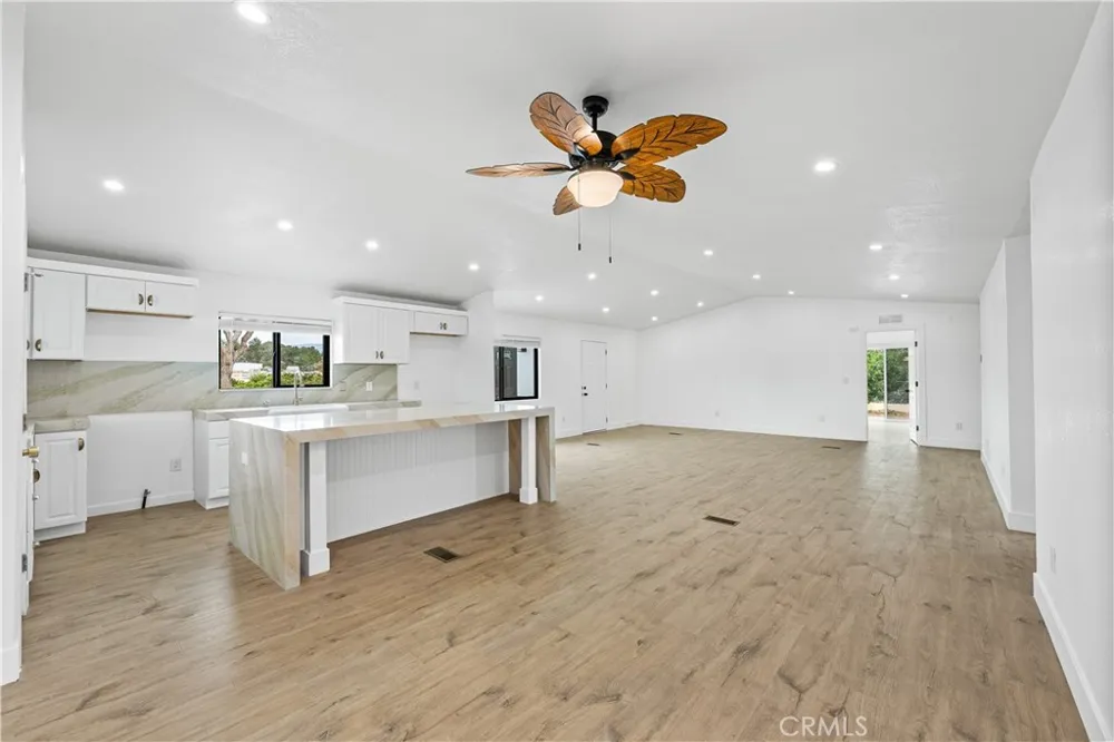4009 W Avenue K-8 Quartz Hill, CA 93536