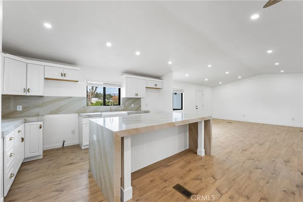 4009 W Avenue K-8 Quartz Hill, CA 93536