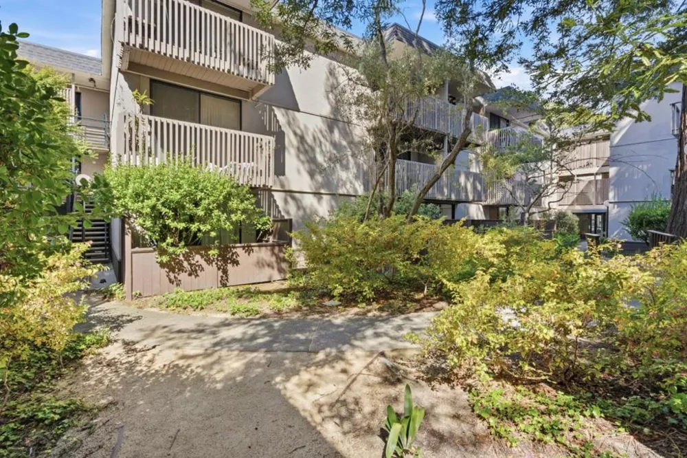 1126 Shelter Creek Lane San Bruno, CA 94066