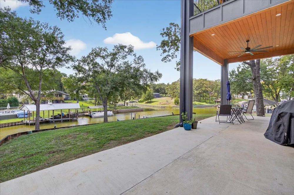 111 Nob Hill Circle Malakoff, TX 75148