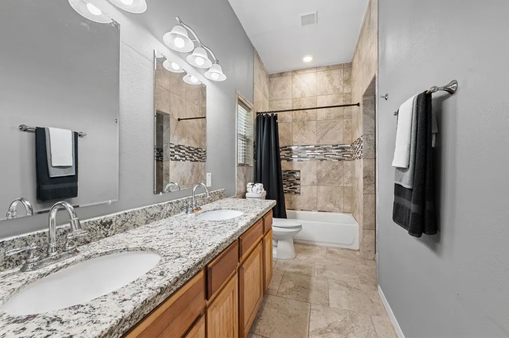 4324 Holstein Drive Cleveland, TX 77328