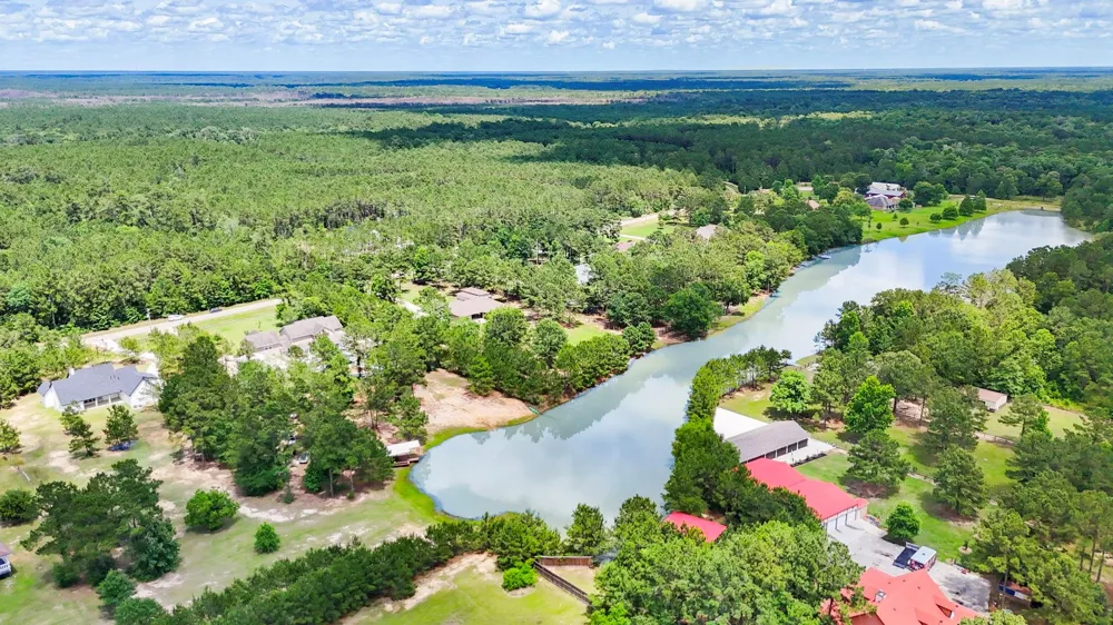 4324 Holstein Drive Cleveland, TX 77328