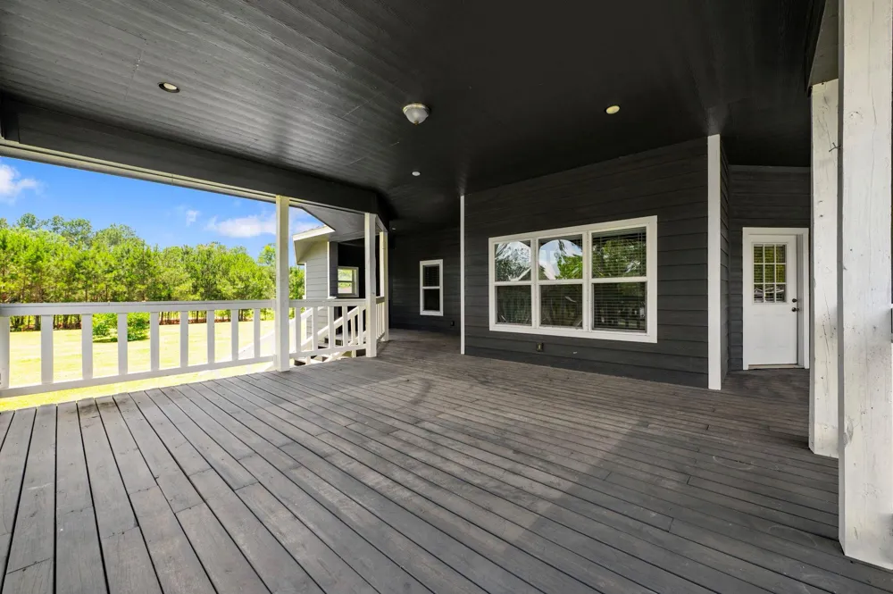 4324 Holstein Drive Cleveland, TX 77328