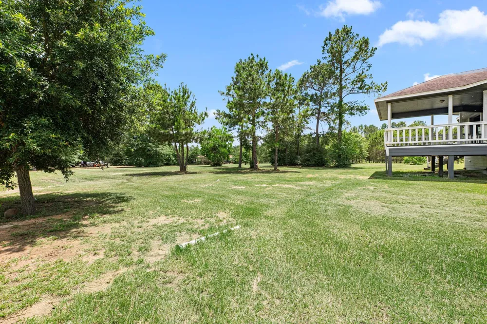 4324 Holstein Drive Cleveland, TX 77328