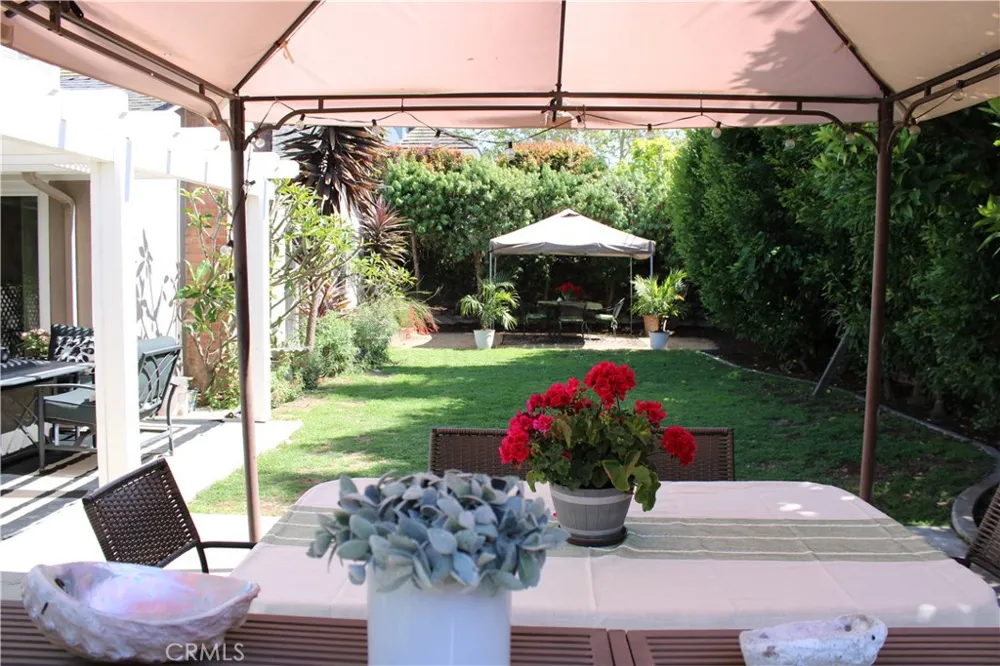 12181 Christy Lane Rossmoor, CA 90720