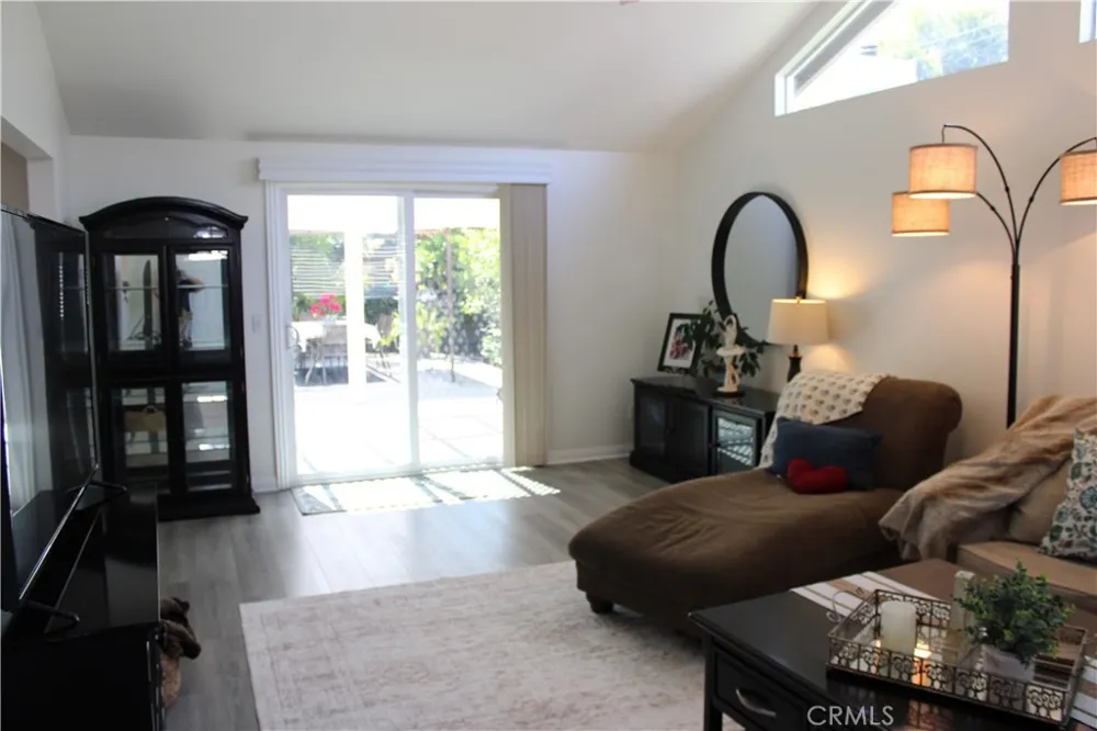 12181 Christy Lane Rossmoor, CA 90720