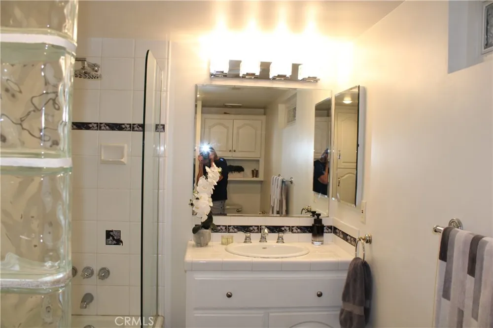 12181 Christy Lane Rossmoor, CA 90720