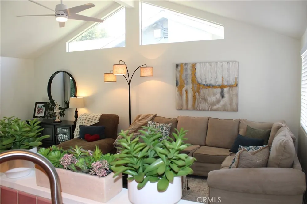 12181 Christy Lane Rossmoor, CA 90720