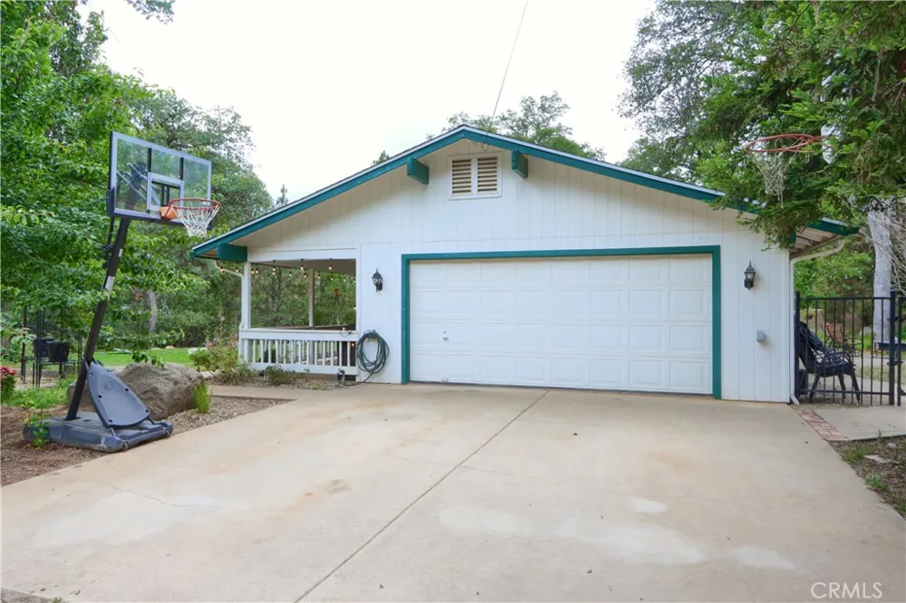 36686 Mattie Fhy Court Coarsegold, CA 93614