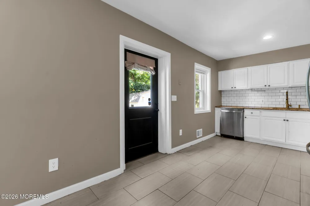 303 Stephenson Avenue Middlesex, NJ 08846