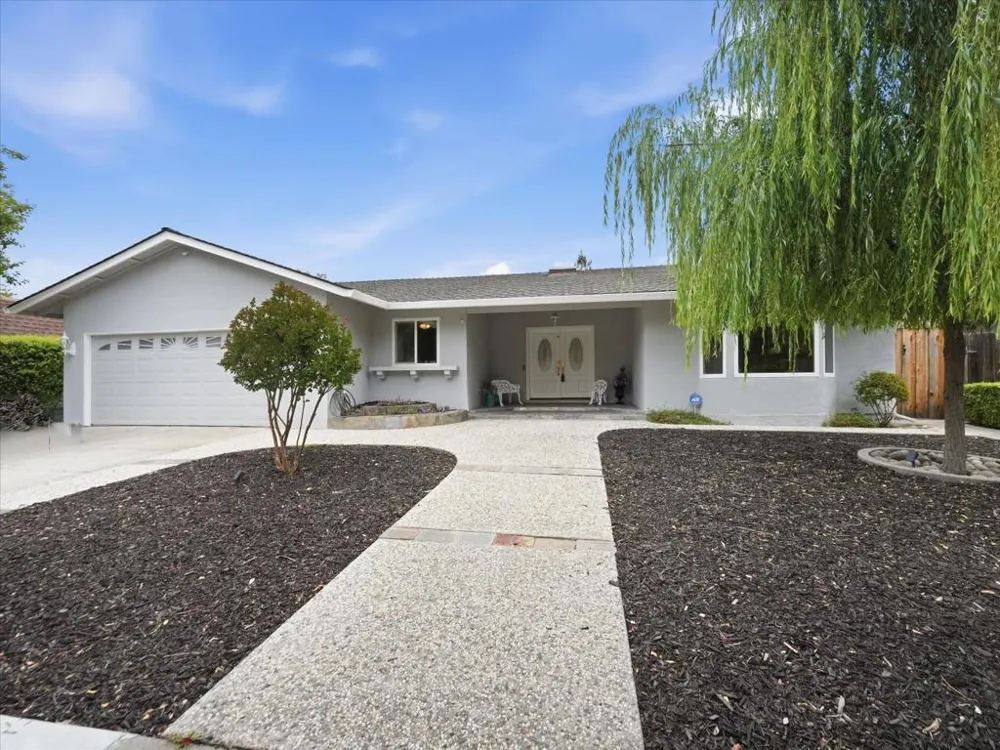 309 El Portal Way