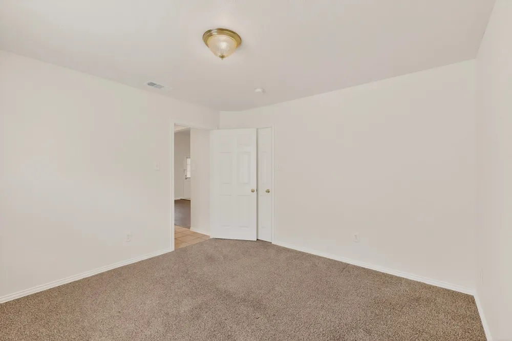 2319 Great Light Drive Dallas, TX 75228