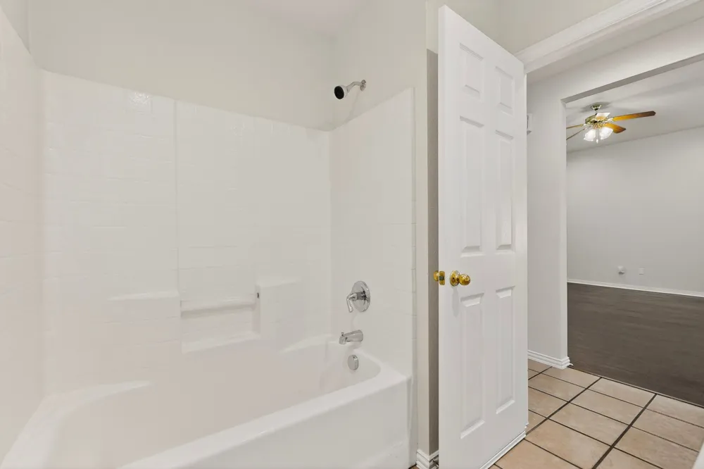 2319 Great Light Drive Dallas, TX 75228