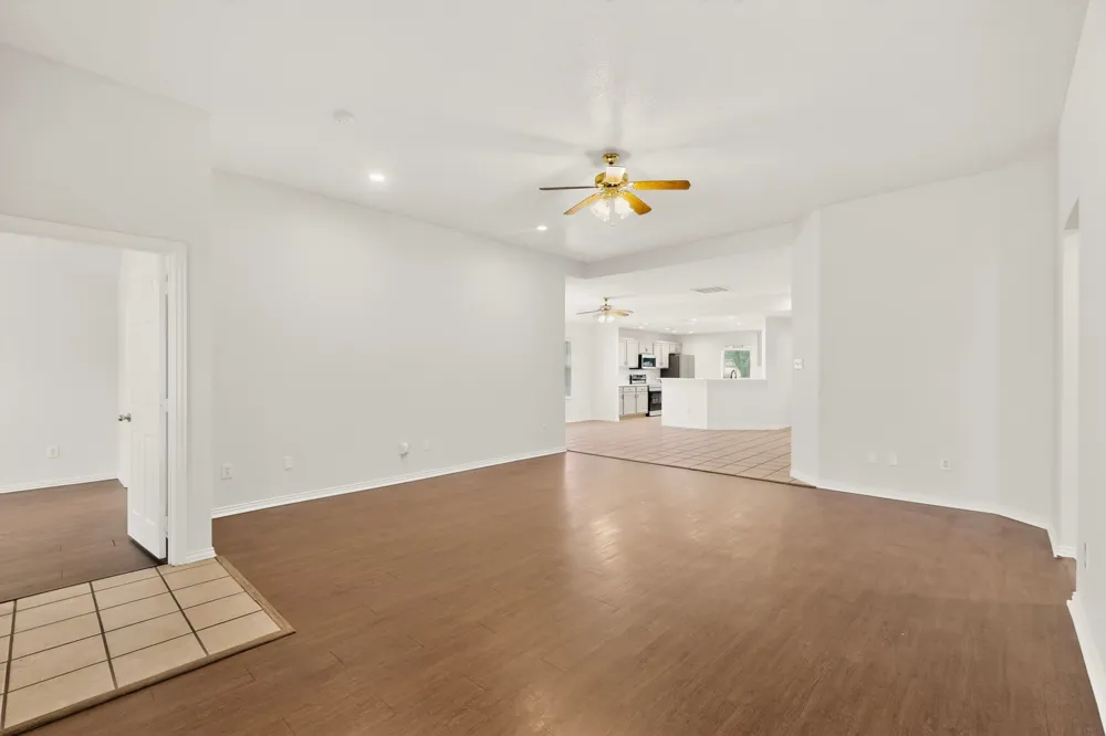 2319 Great Light Drive Dallas, TX 75228