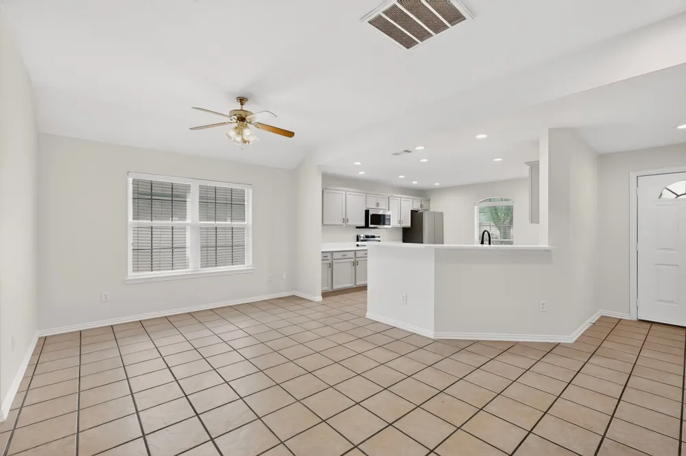 2319 Great Light Drive Dallas, TX 75228