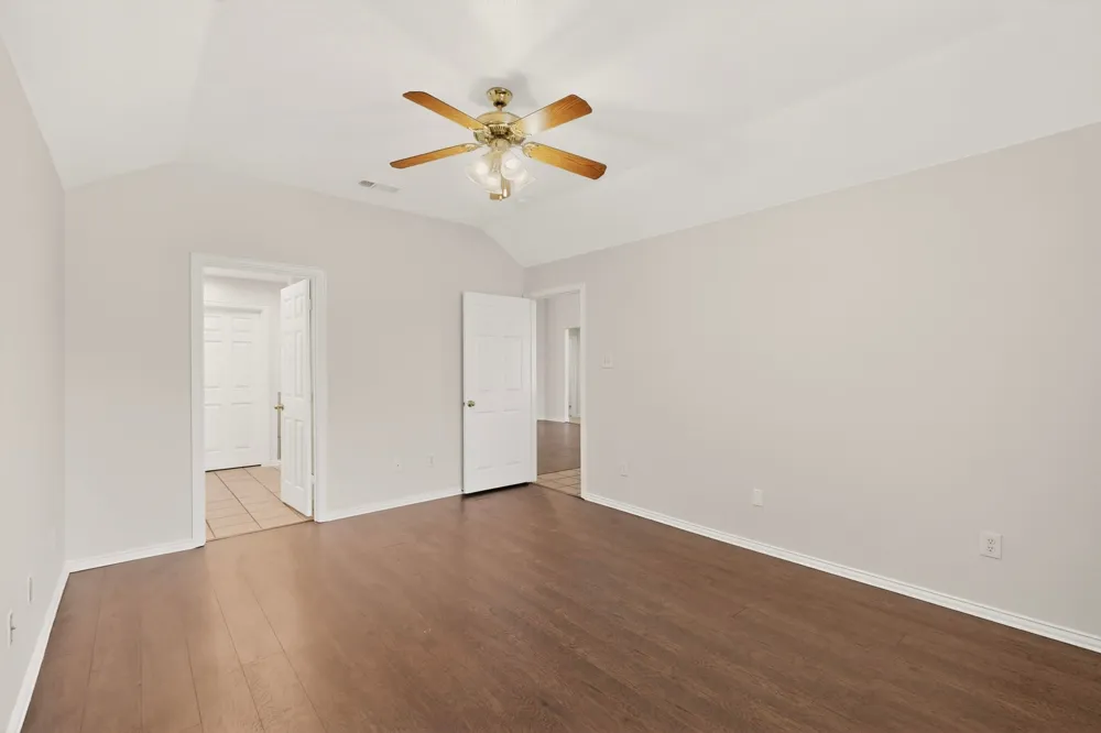 2319 Great Light Drive Dallas, TX 75228