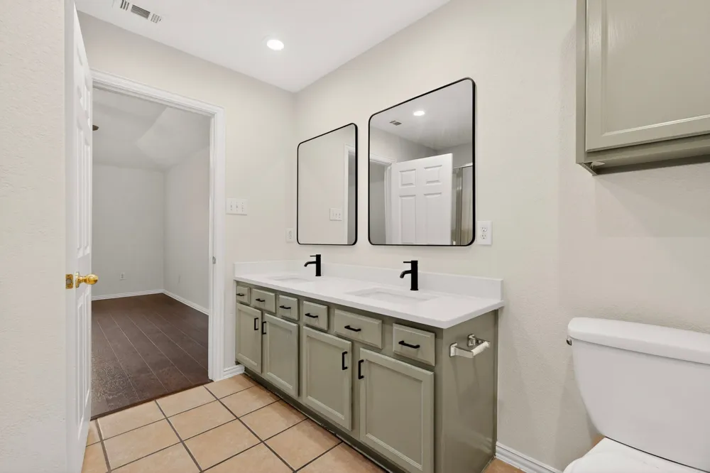 2319 Great Light Drive Dallas, TX 75228