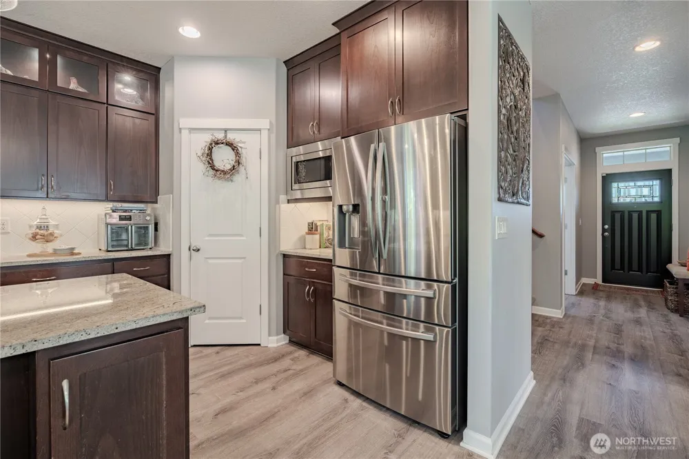 409 43rd Court Ridgefield, WA 98642