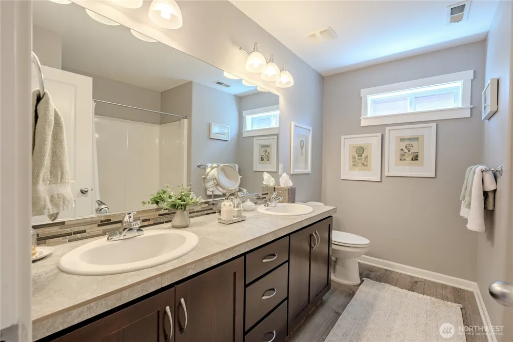 409 43rd Court Ridgefield, WA 98642