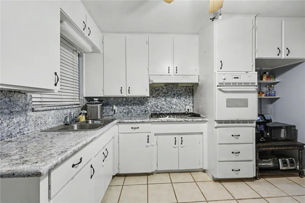 4018 Lamont Street Corpus Christi, TX 78411