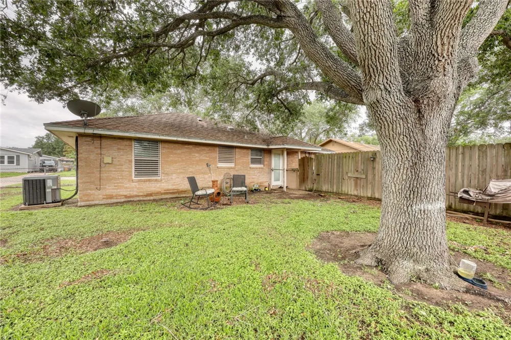 4018 Lamont Street Corpus Christi, TX 78411