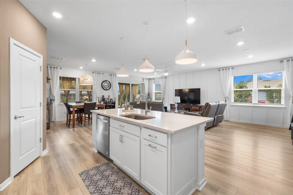 783 LITTLE CLOUD PLACE Valrico, FL 33594