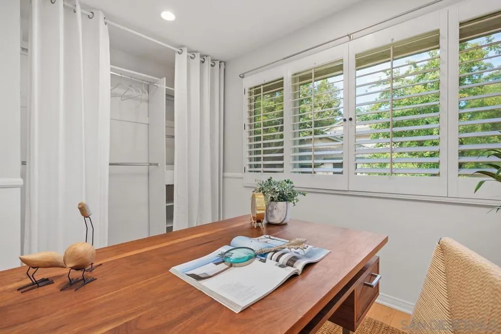 2747 Caminito Cedros Del Mar, CA 92014