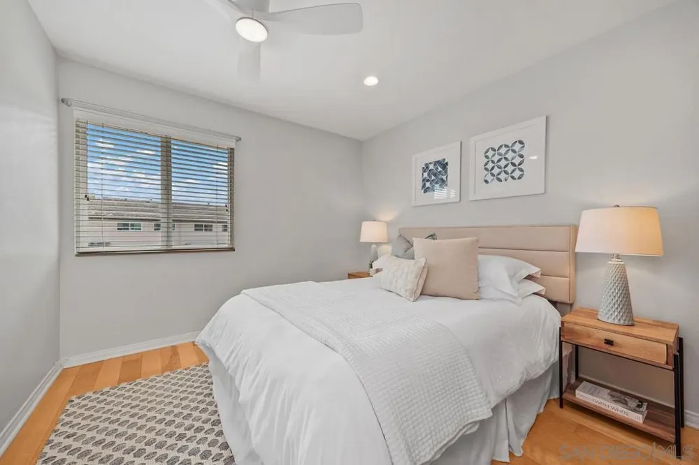 2747 Caminito Cedros Del Mar, CA 92014