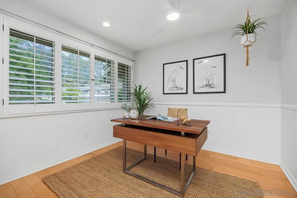 2747 Caminito Cedros Del Mar, CA 92014