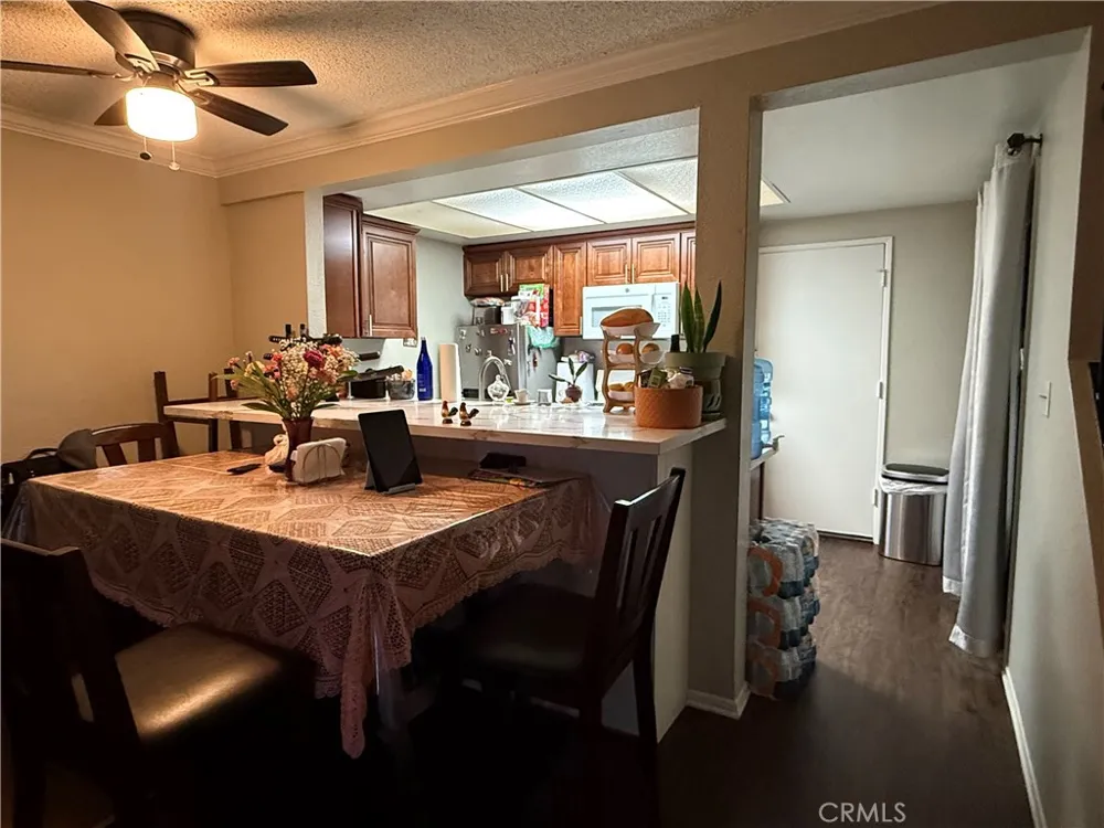 1460 Kendall #17 San Bernardino, CA 92407