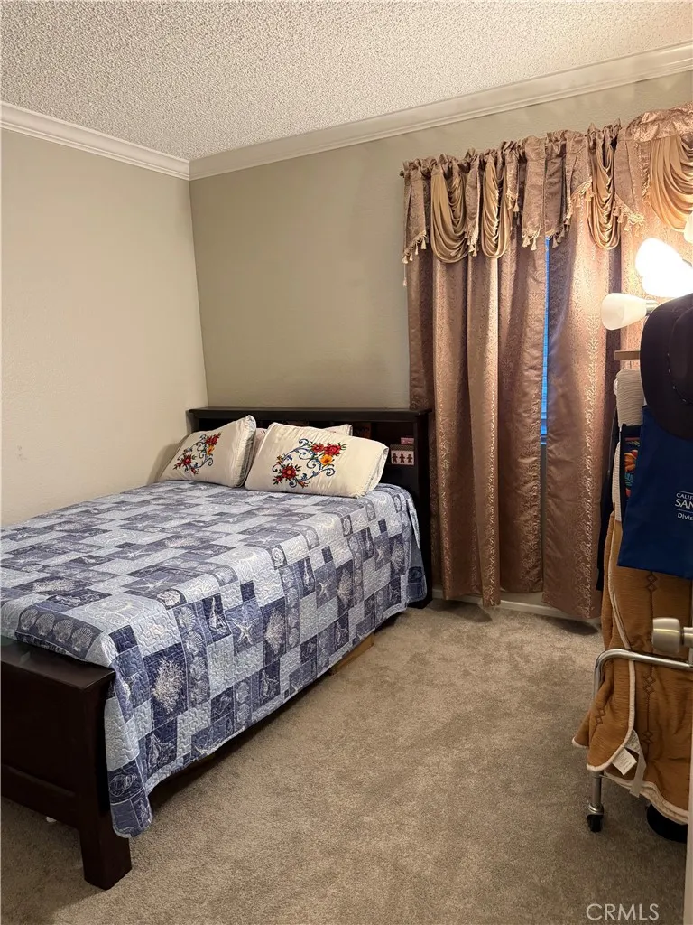 1460 Kendall #17 San Bernardino, CA 92407