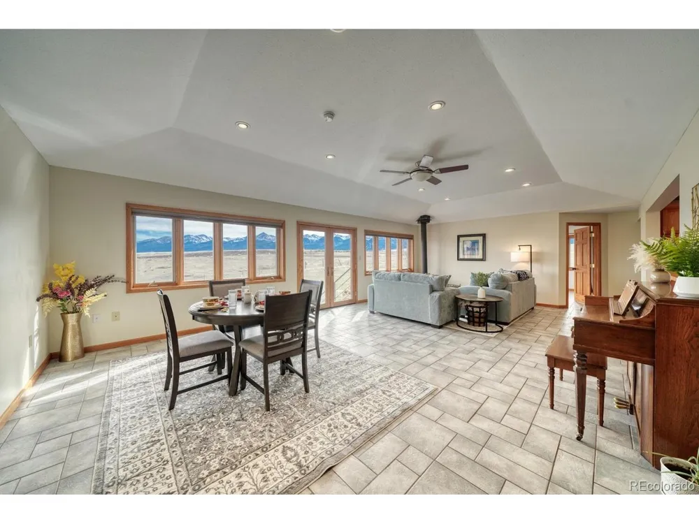 75 Muirfield Drive Westcliffe, CO 81252