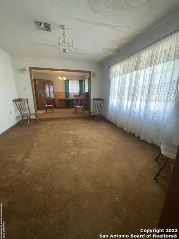 544 Scott St Asherton, TX 78827