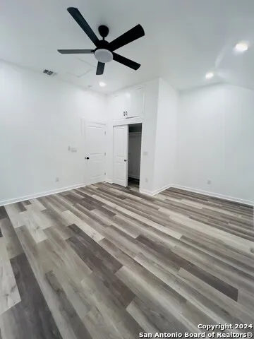 2323 N Elmendorf St San Antonio, TX 78201