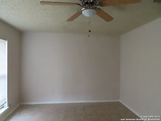 4306 REDSTONE DR San Antonio, TX 78219