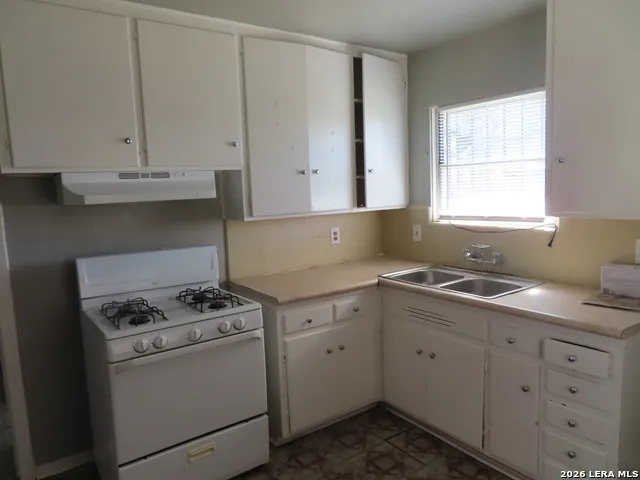 4306 REDSTONE DR San Antonio, TX 78219