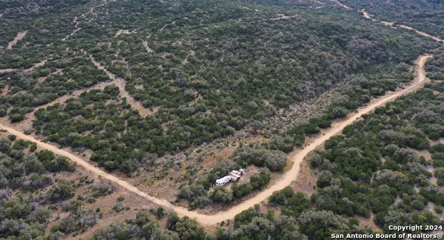 1048 SD 46067 Rocksprings, TX 78880